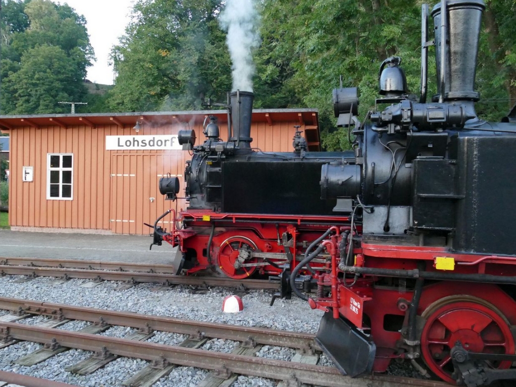 Erstmalig zwei Dampflokomotiven IV K in Lohsdorf
